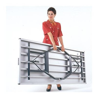 Table pliante Alu-Lite 60" x 30", Argenté Table pliante Alu-Lite 60" x 30", Argenté